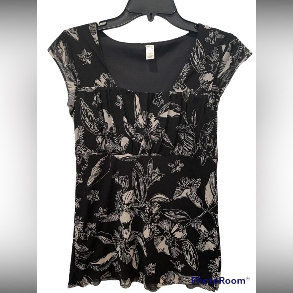 Merona top size xs!